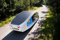 Pop-Up Solar-Powered Campers Image 5