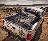 Rip-Stop Pickup Truck Nets Image 2