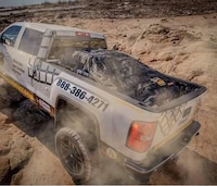 Rip-Stop Pickup Truck Nets Image 4