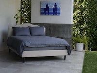 Graphene-Infused Bed Sheets Image 7