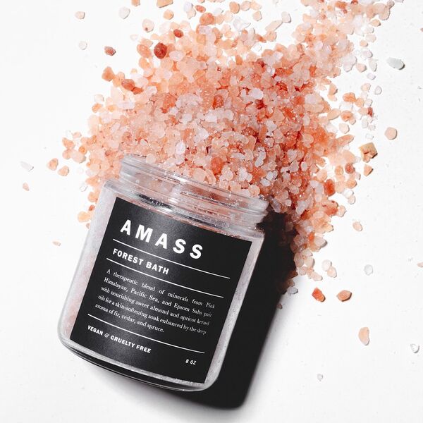 10 Innovative Bath Salt Recipes
