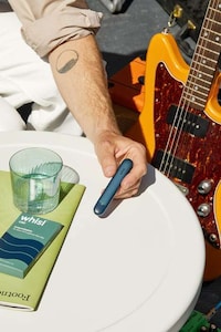 Mood-Boosting CBD Vapes Image 3