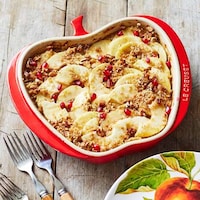 Self-Referential Baking Dishes