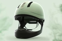 Air-Purifying Bike Helmets Image 3