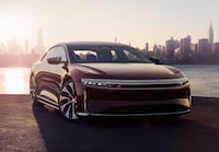 520-Mile Range Electric Cars Image 7