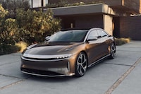 520-Mile Range Electric Cars Image 8