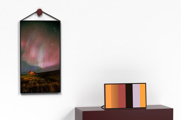 Hanging Art-Like TVs