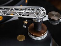 Durable Iron-Made Turntables Image 5