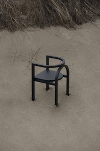 Geometrically-Detailed Elegant Chairs Image 8