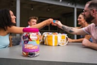 Playful Alcohol-Infused Gelatin Shots Image 2