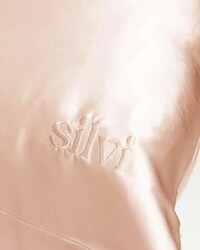 Silk Anti-Acne Pillowcases Image 7