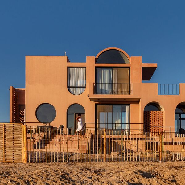 Earth-Toned Vacation Homes