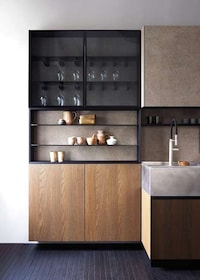 Versatile Vertical Wall Units Image 2