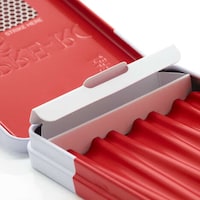 Child-Resistant Pre-Roll Tins Image 7