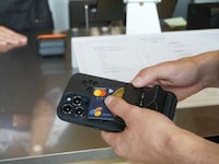 Triple-Function Smartphone Cases Image 2