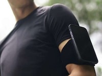 Triple-Function Smartphone Cases Image 4