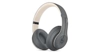 Collaboration Fashion-Branded Headphones Image 1