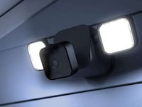 HD Security Camera Floodlights Image 1