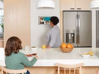 Mountable Home Smart Displays Image 2