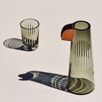 Elegant Parrot Water Carafes Image 3