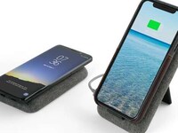 Multi-Position Mobile Device Chargers Image 7