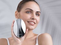 Handheld Light Therapy Devices Image 1