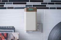 Travel-Friendly Air Purifiers Image 1
