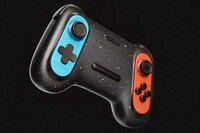 Textured Hybrid Gamer Controllers Image 1