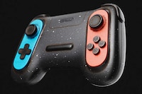 Textured Hybrid Gamer Controllers Image 3