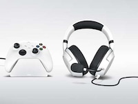 Quick-Charge Controller Stands Image 5