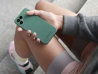 Ethically Sourced 5G Smartphones Image 6
