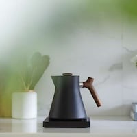 Precision Minimalist Kitchen Kettles Image 3