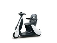 Pedestrian-Friendly Electric Scooters Image 6