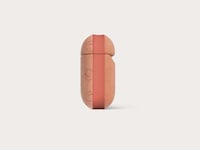 Peach-Inspired Earphone Cases Image 7