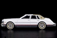 Scale-Model Fashion Vehicles Image 3