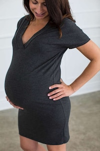 Modern Stylish Maternity Labels Image 2