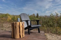 Beer-Branded Outdoor Workspaces Image 1