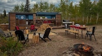 Beer-Branded Outdoor Workspaces Image 4