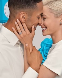 Micro-Wedding Pop-Ups