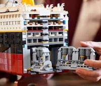 Scale-Model Ship Sets Image 4