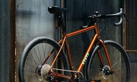 Autumn-Themed All-Road Bikes Image 4