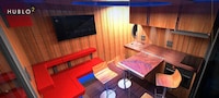 Modern Nordic Design Houseboats Image 7