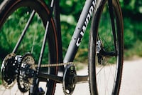 Ultra-Light Gravel Bikes Image 4
