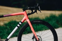 Ultra-Light Gravel Bikes Image 7