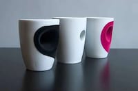 Ergonomic Hand-Warming Mugs Image 2