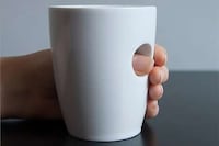 Ergonomic Hand-Warming Mugs Image 3