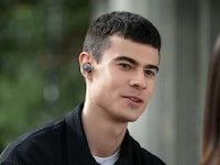 Customizable Noise Reduction Earbuds Image 3