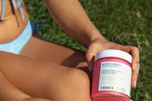 Bronzing Blurring Creams