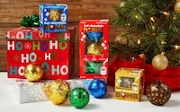 Holiday-Themed Hot Chocolate Bombs