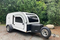 Accessible Feature-Rich Camping Trailers Image 8